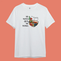 SE NOTA QUE SE TOMA LA SOPITA | Camiseta Sabiduría Popular