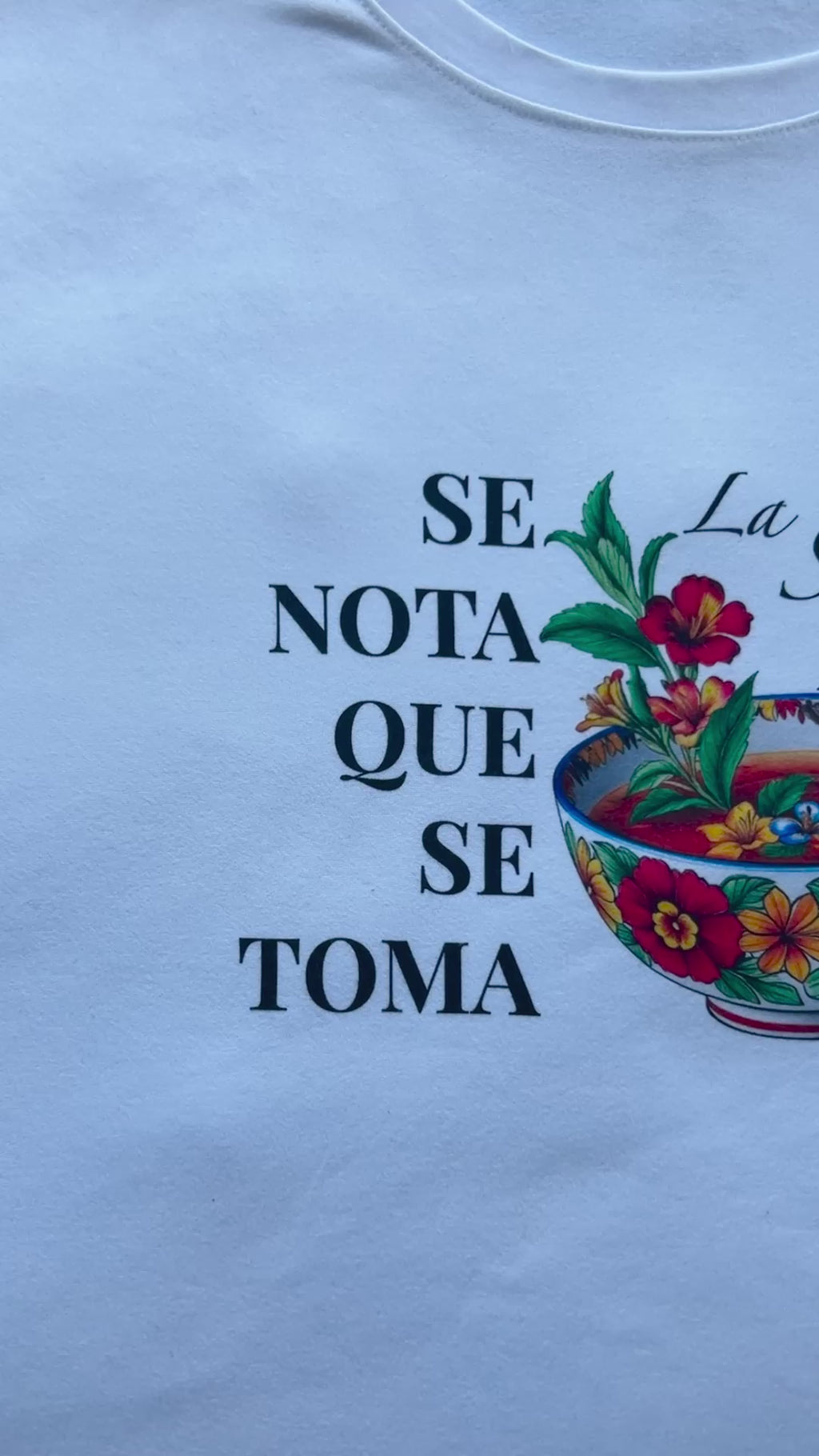 SE NOTA QUE SE TOMA LA SOPITA | Camiseta Sabiduría Popular